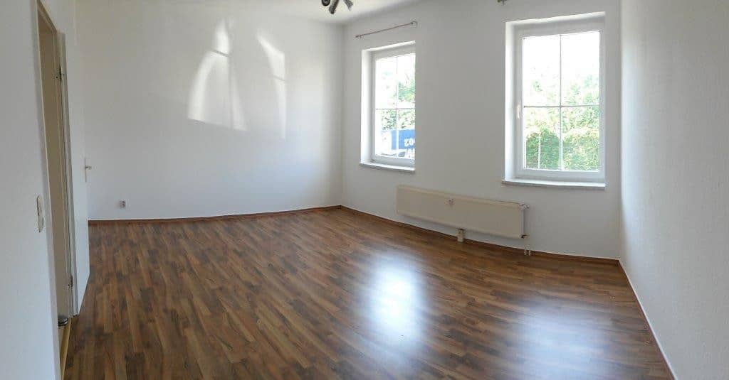 Wohnraum der vermittelten Eigentumswohnung in Rostock-KTV (Windmühlenstraße) – Referenz 5483 – Büchel Immobilien Rostock