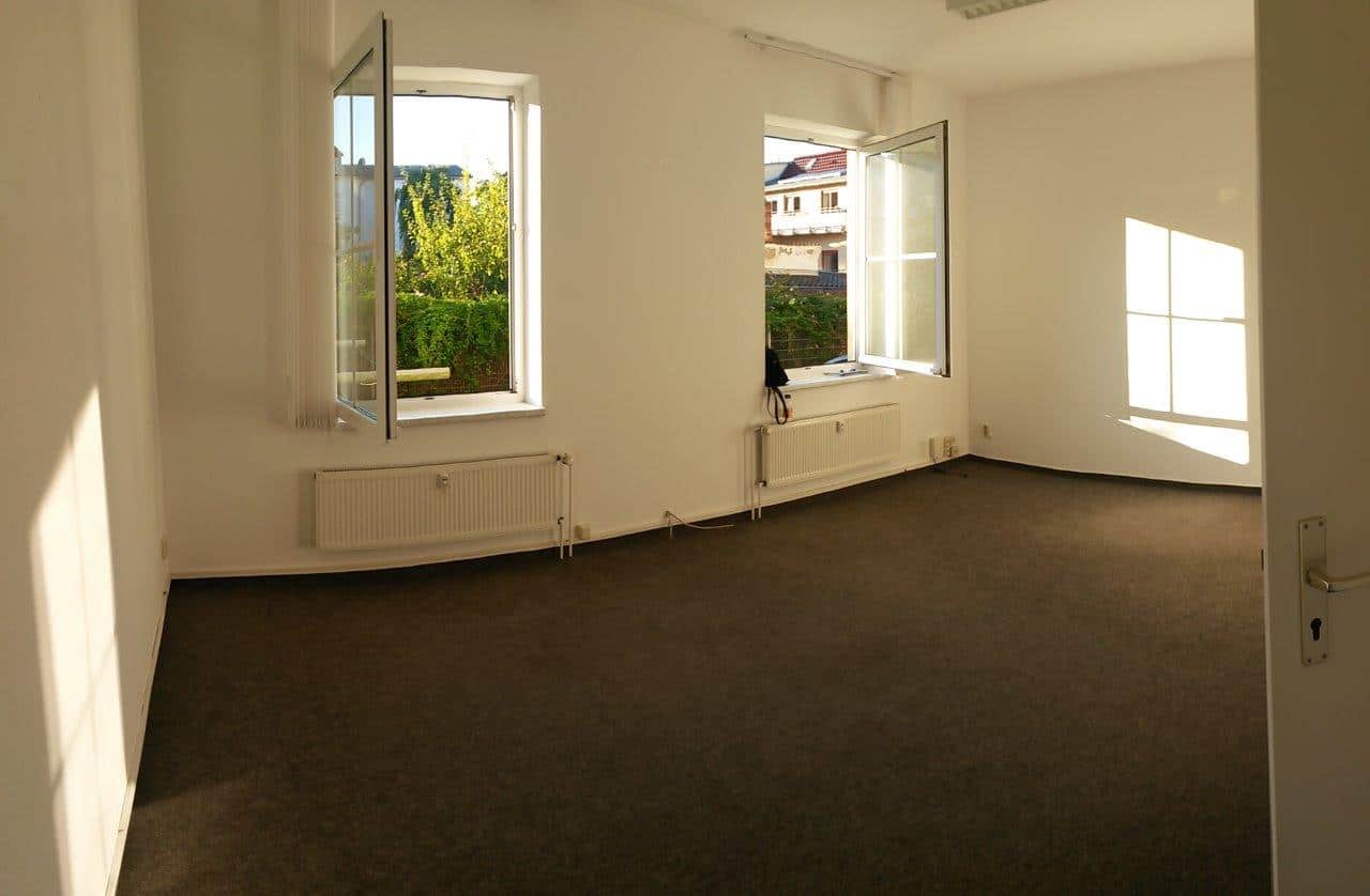 Büroraum im Erdgeschoss der Gewerbeeinheit in Rostock-KTV (Windmühlenstraße) – Referenzobjekt 5257 – Büchel Immobilien Rostock