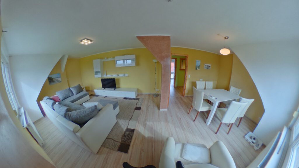 Wohn-/Essbereich eines Zweifamilienhauses in Rövershagen (Rostocker Straße) – Referenzobjekt 5678