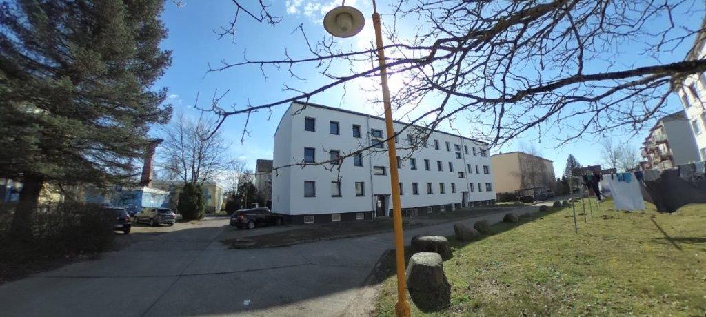 Außenansicht des Mehrfamilienhauses in Sanitz, Landkreis Rostock – Referenzobjekt 5680 – Büchel Immobilien Rostock